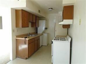 1905 Karen Sue Place unit D, El Paso, TX 79936 - photo 6