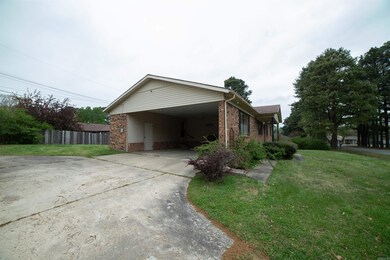 300 Center Valley Dr, Paragould, AR 72450 - photo 2