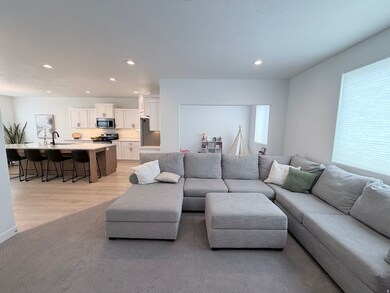 882 W 560 S, American Fork, UT 84003 - photo 7