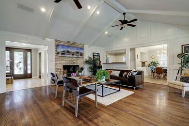 10222 Meadow Lake Ln, Houston, TX 77042 - photo 7