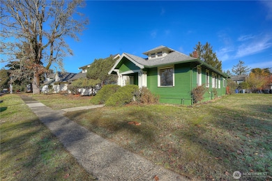 205 Brandywine Ave, Dupont, WA 98327 - photo 2