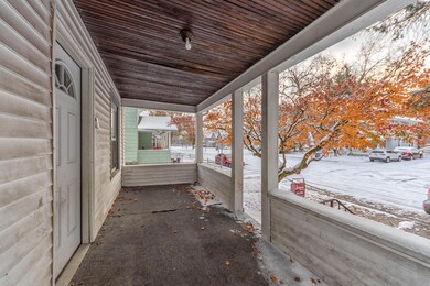 Lay_Blvd_1623-4