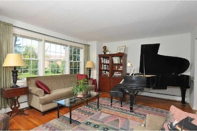 717 N Whitford Rd, Exton, PA 19341 - photo 4