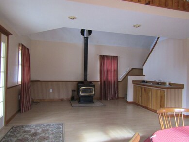 31 Mackinnon Rd, Colebrook, NH 03576 - photo 7