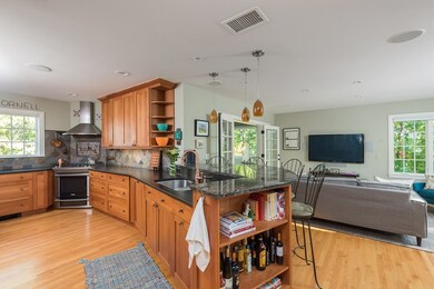 11 Hillcrest St, Arlington, MA 02476 - photo 5