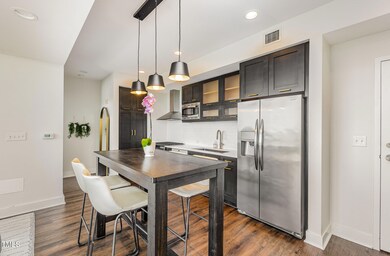 Greenbridge unit 715, Chapel Hill, NC 27516 - photo 4