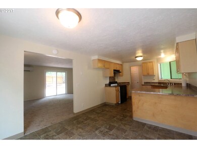 Kitchen/Living Room