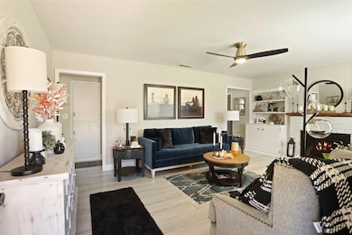 547 E Atlee St, Stockton, CA 95204 - photo 6