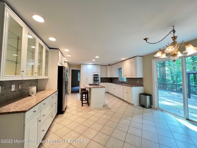 7 Seven Oaks Dr, Holmdel, NJ 07733 - photo 5