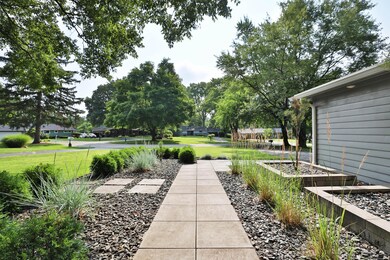 6015 Stuart Ln, Worthington, OH 43085 - photo 3