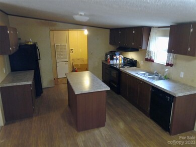 174 Oak Creek Rd, Statesville, NC 28625 - photo 5