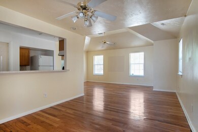 1213 Lovett St unit 1201, Tomball, TX 77375 - photo 6