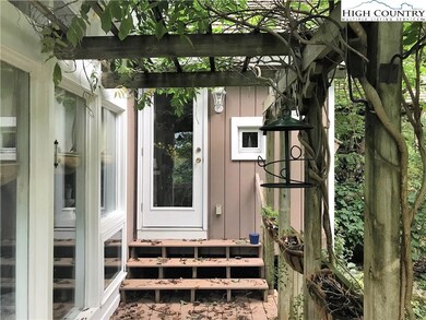 189 / 187 Caseys Gap Rd, Banner Elk, NC 28604 - photo 5