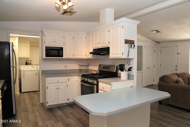 716 W Manor St, Chandler, AZ 85225 - photo 6