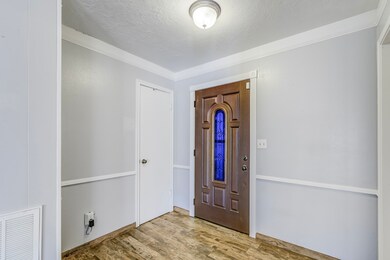 8227 Gulfwood Ln, Houston, TX 77075 - photo 7