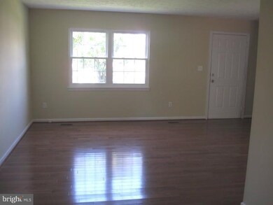 7772 Moonfall Ct, Pasadena, MD 21122 - photo 2