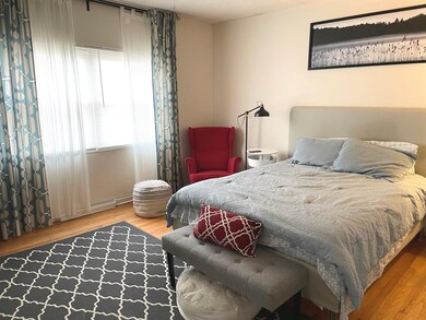 492 E Vallette St, Elmhurst, IL 60126 - photo 7