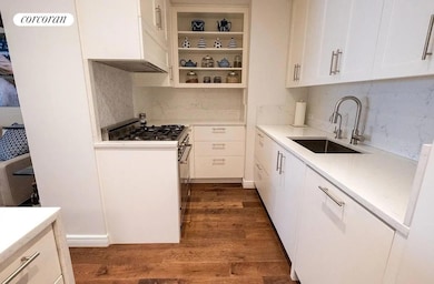 Excelsior Apartments unit 16F, New York, NY 10022 - photo 6