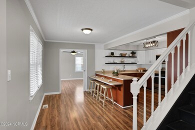 2722 Northwoods Dr, Jacksonville, NC 28540 - photo 4