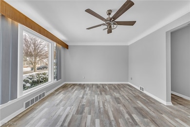 24270 Glenforest Rd, Euclid, OH 44123 - photo 4