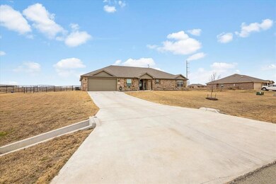 130 Hillcrest Ln, Decatur, TX 76234 - photo 4
