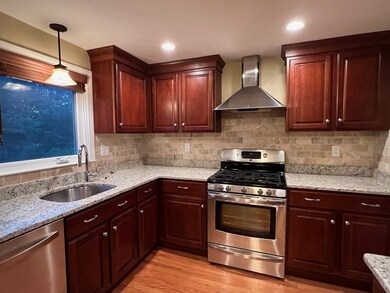 11 Lindsay Rd, Billerica, MA 01821 - photo 6