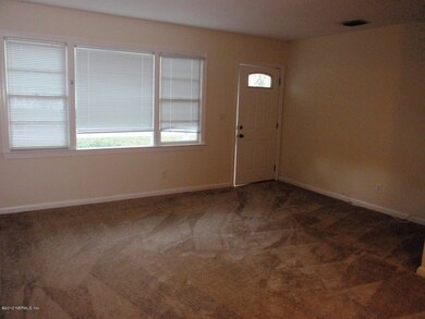 536 Laurina St, Jacksonville, FL 32216 - photo 3