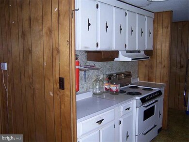 224 Washington Rd, Bechtelsville, PA 19505 - photo 5