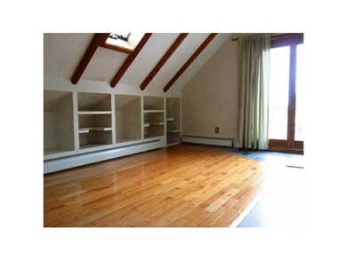 16 Channing St, Newport, RI 02840 - photo 4