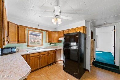 405 S 5th, Kremmling, CO 80459 - photo 5