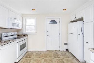 8 Pine St unit 1, Peabody, MA 01960 - photo 6