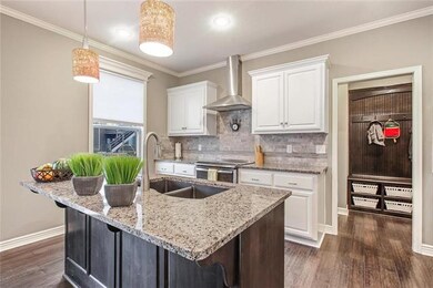 1521 SW 44th St, Lees Summit, MO 64082 - photo 5