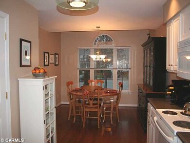 Dining Room - The dining area off the kitchen has 