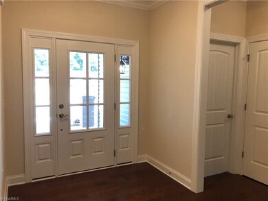 3404 Amber Meadows Rd unit 35 AM, High Point, NC 27265 - photo 2