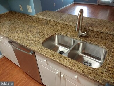 4561 Strutfield Ln unit 3214, Alexandria, VA 22311 - photo 4