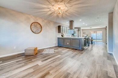 8939 N 10th Street Phoenix AZ-large-004-