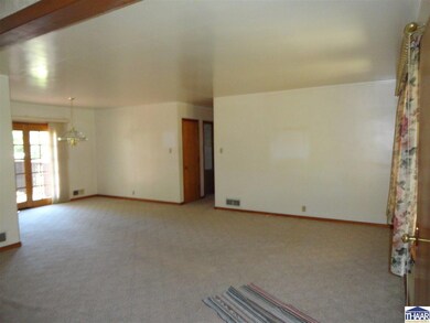 210 S 25th St, Terre Haute, IN 47803 - photo 4
