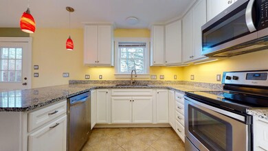 12-web-or-mls-645-E-Bridge-Street-Unit-1