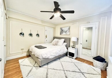 Warwick Condos unit 501, Brookline, MA 02446 - photo 4