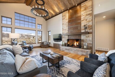 152_new_york_mountain_rd_interior_great_