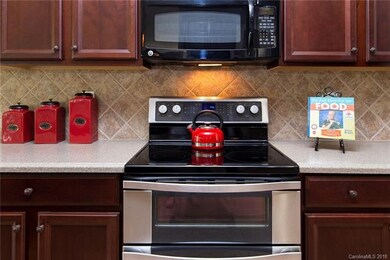 1499 Valhalla Dr, Denver, NC 28037 - photo 6