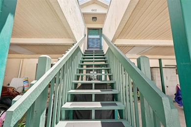 662 Yardarm Dr, Apollo Beach, FL 33572 - photo 3