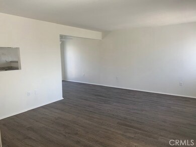 17082 Evergreen Cir unit C, Huntington Beach, CA 92647 - photo 3