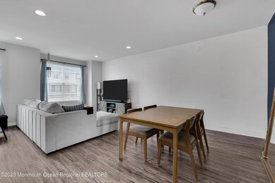 103 Warbler Way unit 1000, Freehold, NJ 07728 - photo 6