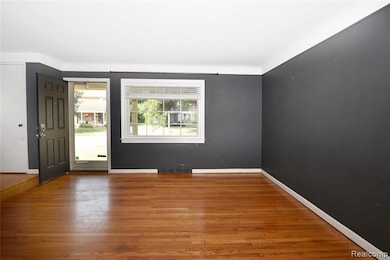 2714 Glenview Ave, Royal Oak, MI 48073 - photo 7