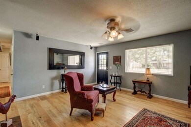Entry Way / Living Room