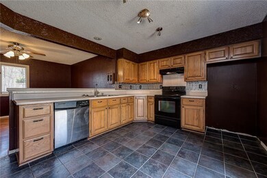  
14 Merritt Dr, Bella Vista, AR 72714