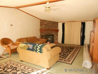 92 Forest Edge Dr, Hendersonville, NC 28792 - photo 6