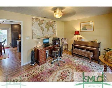 Den/Family/Great Room. Separate den/family room fr