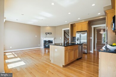 9504 Ament St, Silver Spring, MD 20910 - photo 3